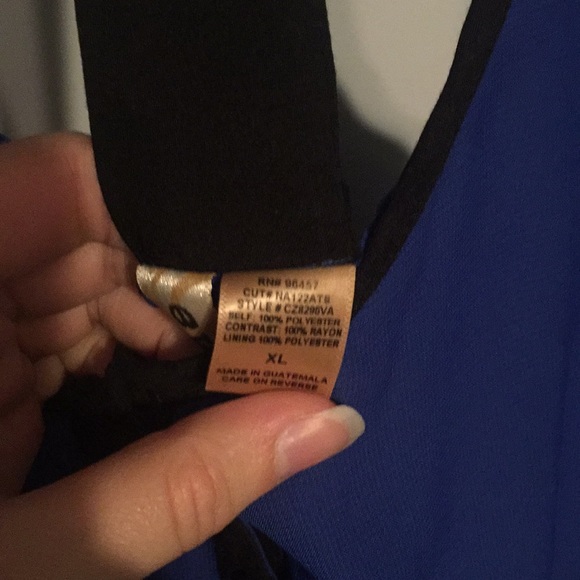 Dress - Picture 4 of 4